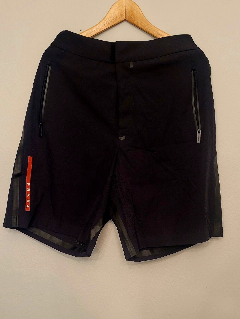 🇮🇹 Prada Black 🖤Nylon Shorts🩳 with Red Logo Panel✨️ - Picture 3 of 16